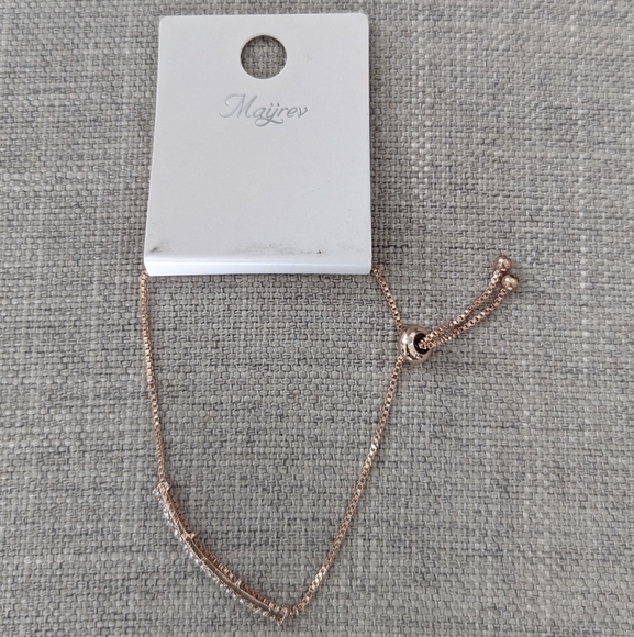 🌼5 For 20$ 🌼 Elegant Rose Gold Bracelet with Silver Accents - Picture 2 of 5